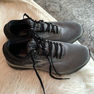 Brooks Ricochet Men’s Running Shoes